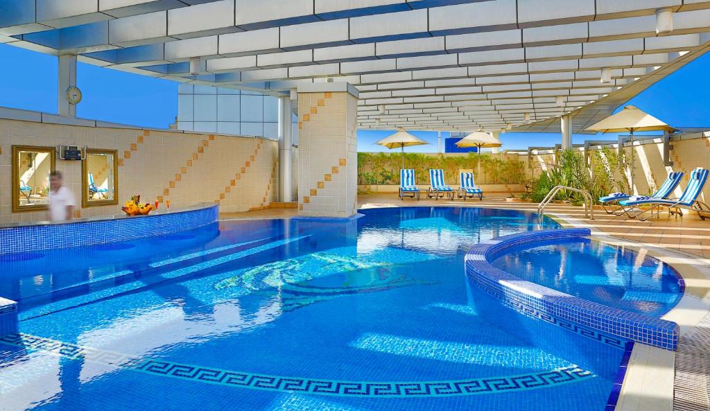 hotel City Seasons Hotel