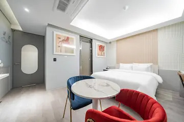 hotel K&F