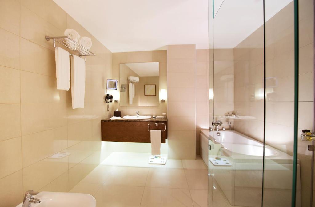 hotel COPTHORNE BARANAN
