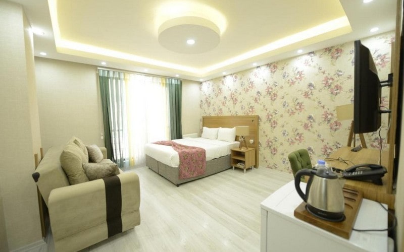 hotel Farah suit