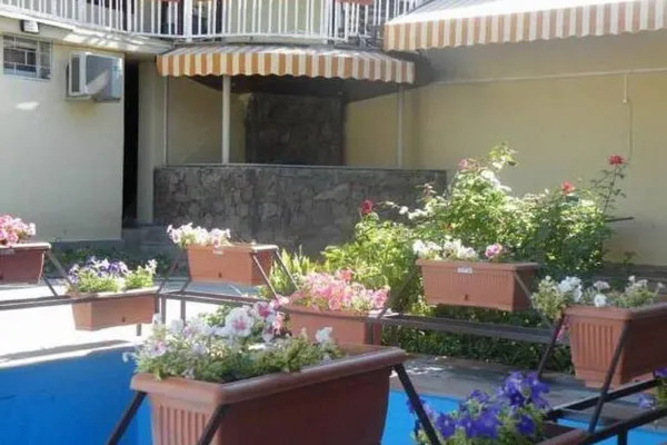 hotel Capital